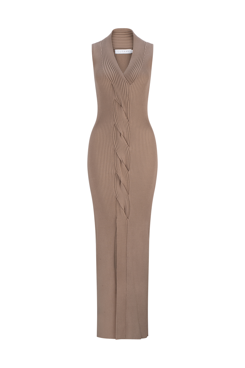 CURAAE Zoey Ribbed V Neck Braided Knit Sleeveless Midi Dress In Tan