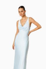 BROWN HAIR MODEL WEARING RENDEZVOUS DRESS IN MIDI LIGHTBLUE FRONT SHOT